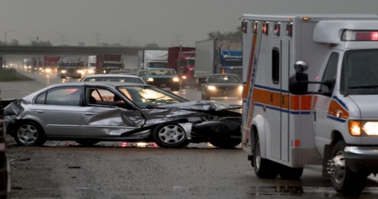 فيديو: حادث مروع لـ96 سيارة على طرقات الإمارات